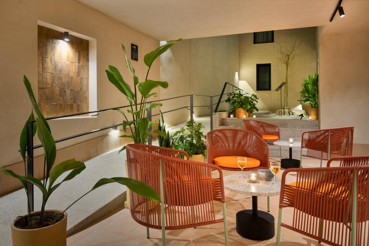 Rincones De Lola - Castilla 91 - Shared Jacuzzi Villa Sevilla Buitenkant foto